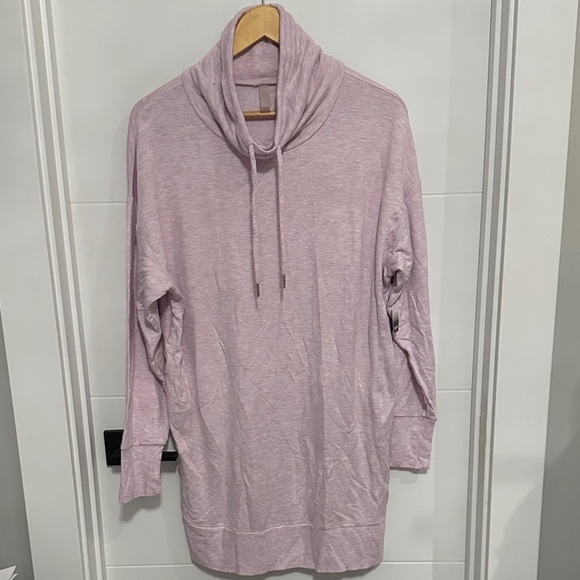 ✨NWT✨ Women's Long Sleeve Top- Size XL - Picture 1 of 10